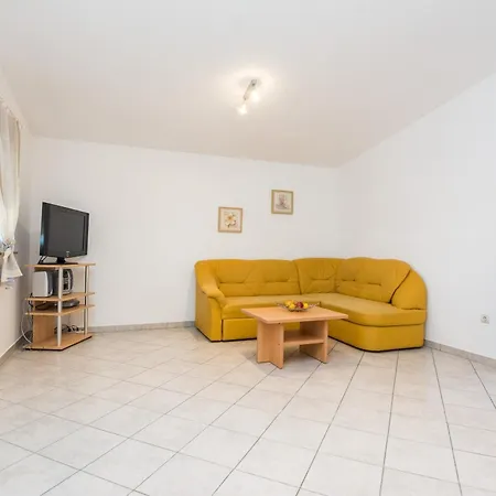 Apartman By The Sea - 20333 *