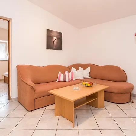 By The Sea - 20333 Apartman *